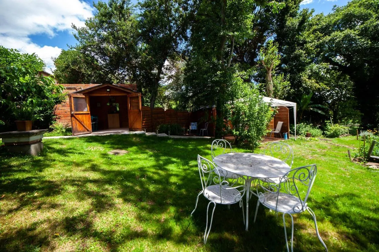 Mirguet Au Jardin Apartment Saint-Elix-le-Chateau Homestay